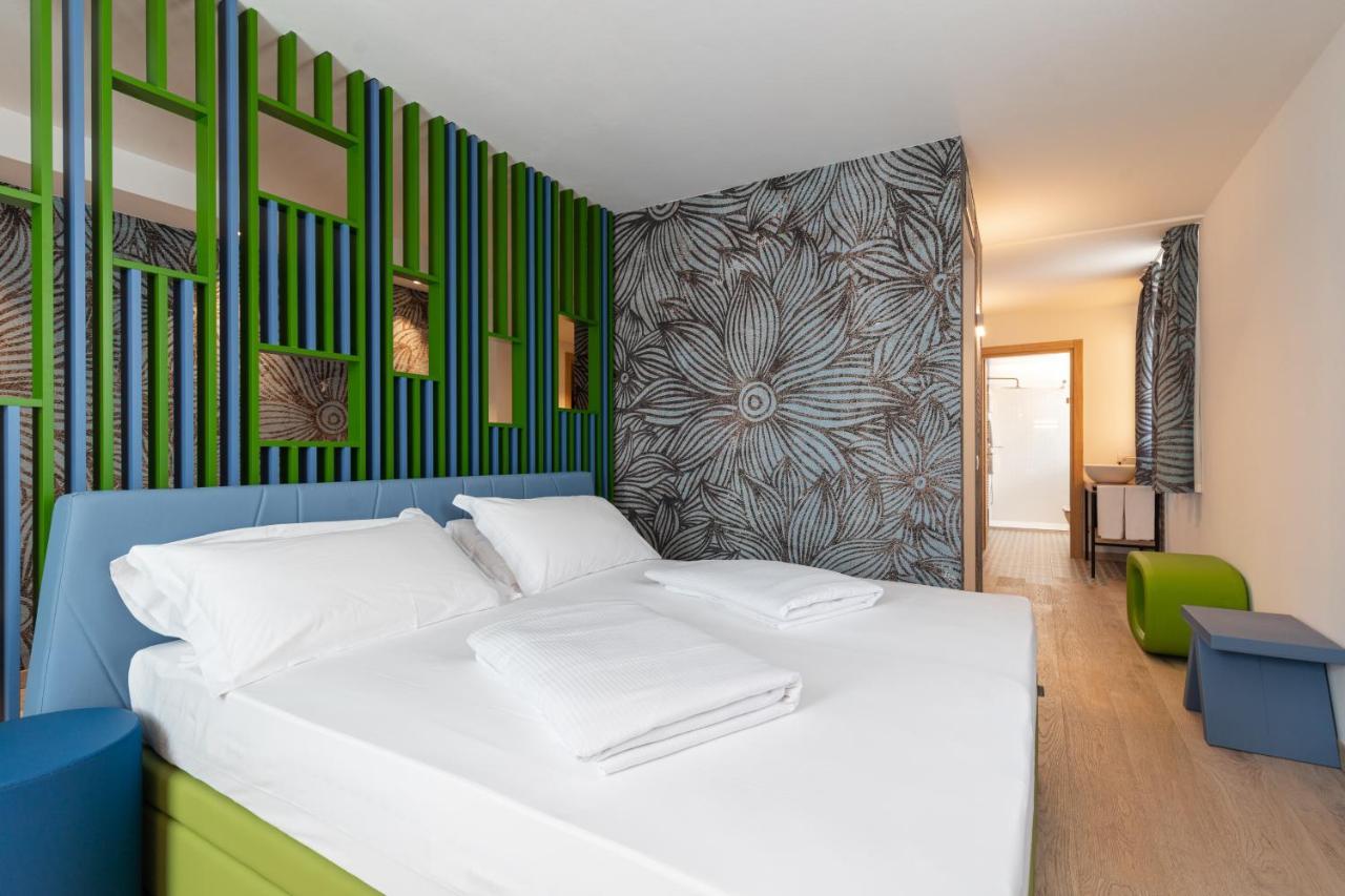 Lillil - Popping Holiday Riva del Garda Ngoại thất bức ảnh